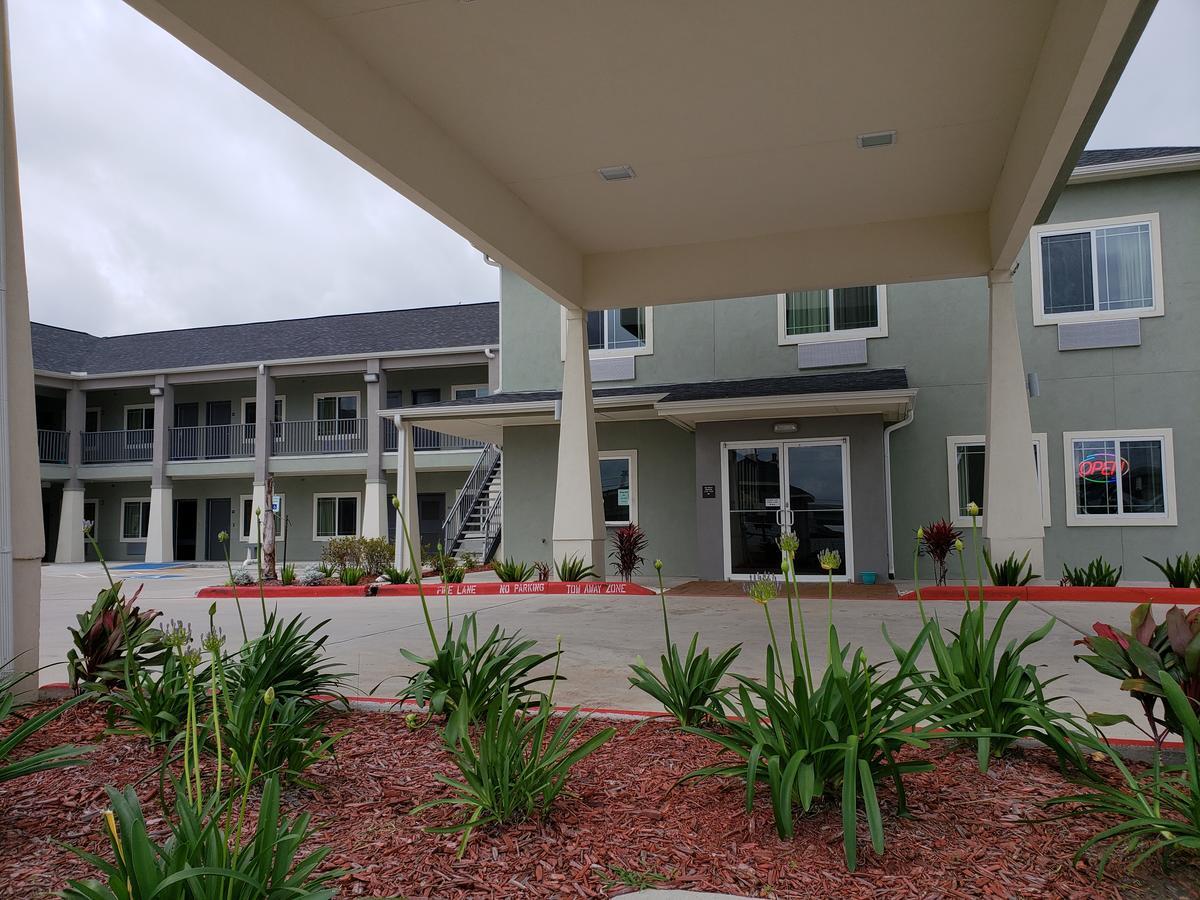 Scottish Inns & Suites - Crosby 외부 사진