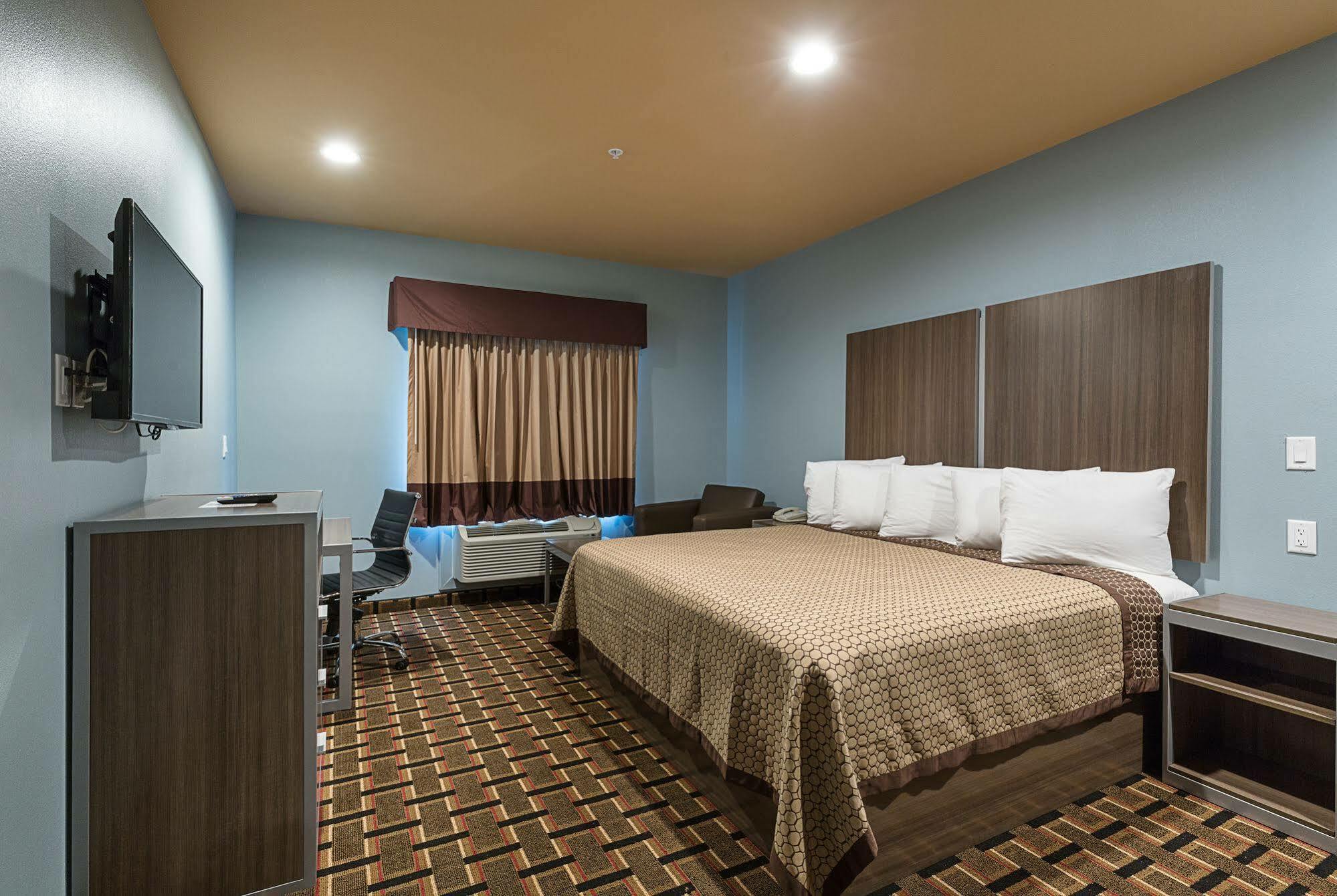 Scottish Inns & Suites - Crosby 외부 사진