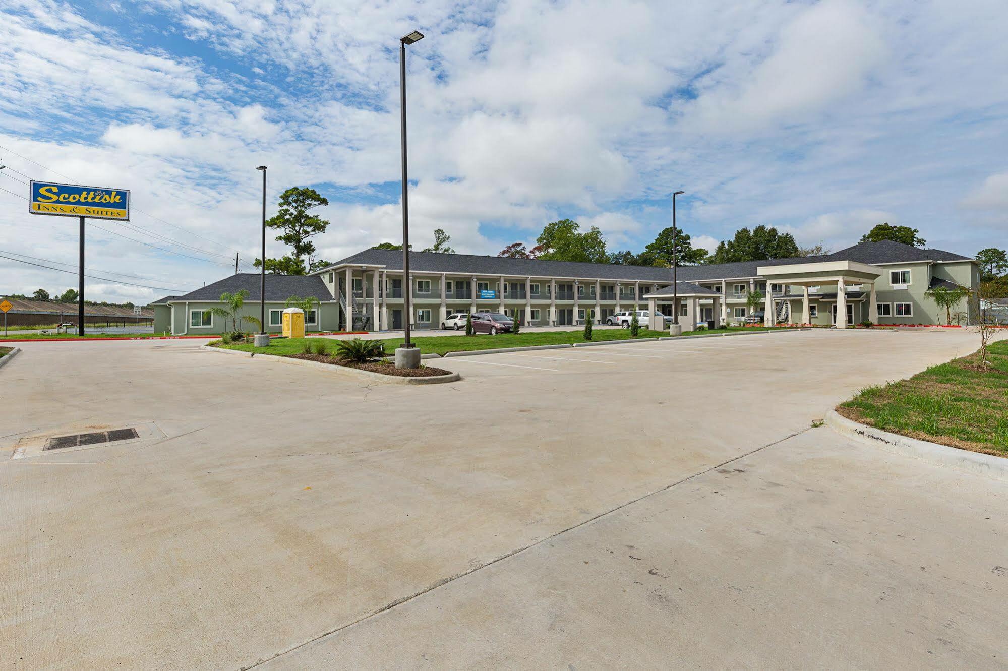 Scottish Inns & Suites - Crosby 외부 사진